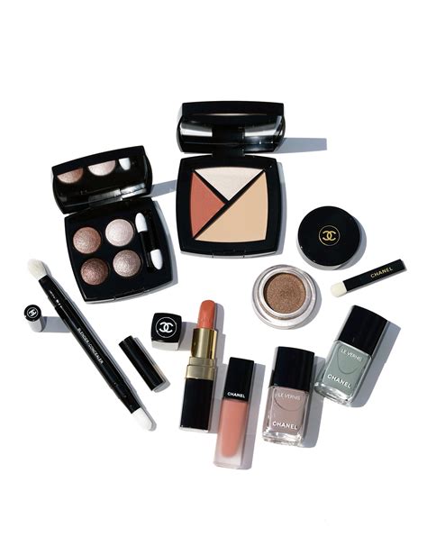 chanel fall winter 2018 19 makeup collection|Chanel makeup buy online.